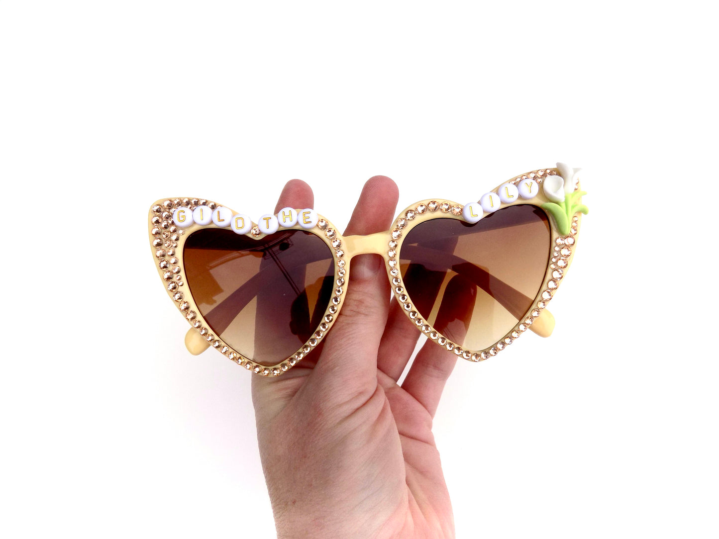*PRE-ORDER* Billy Strings GILD THE LILY cat-eye heart-shaped sunnies