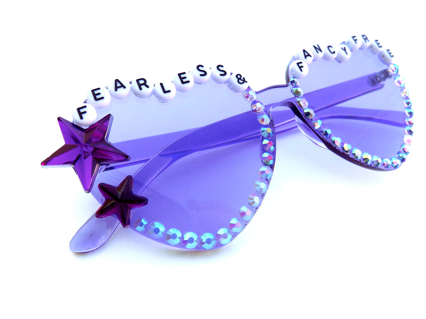 More colors! Billy Strings FEARLESS & FANCY FREE heart-shaped sunnies