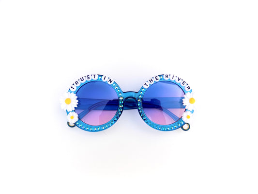 King Gizzard TRUST IN THE RIVER round sunnies