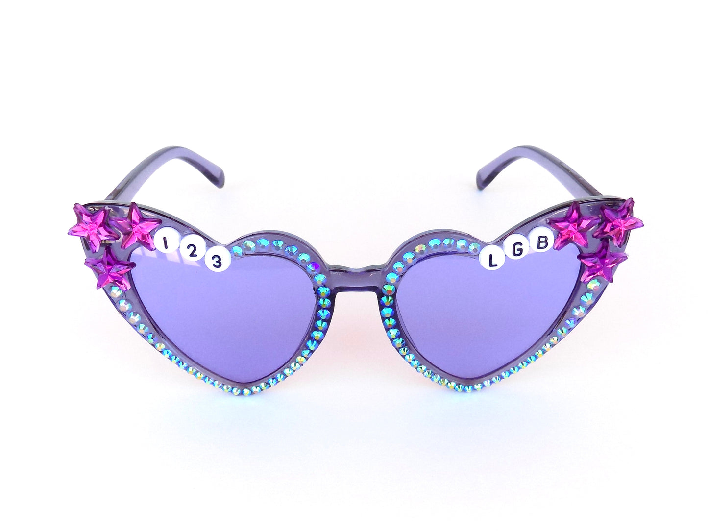 Taylor Swift - "123 LGB" heart-shaped cat eye sunnies