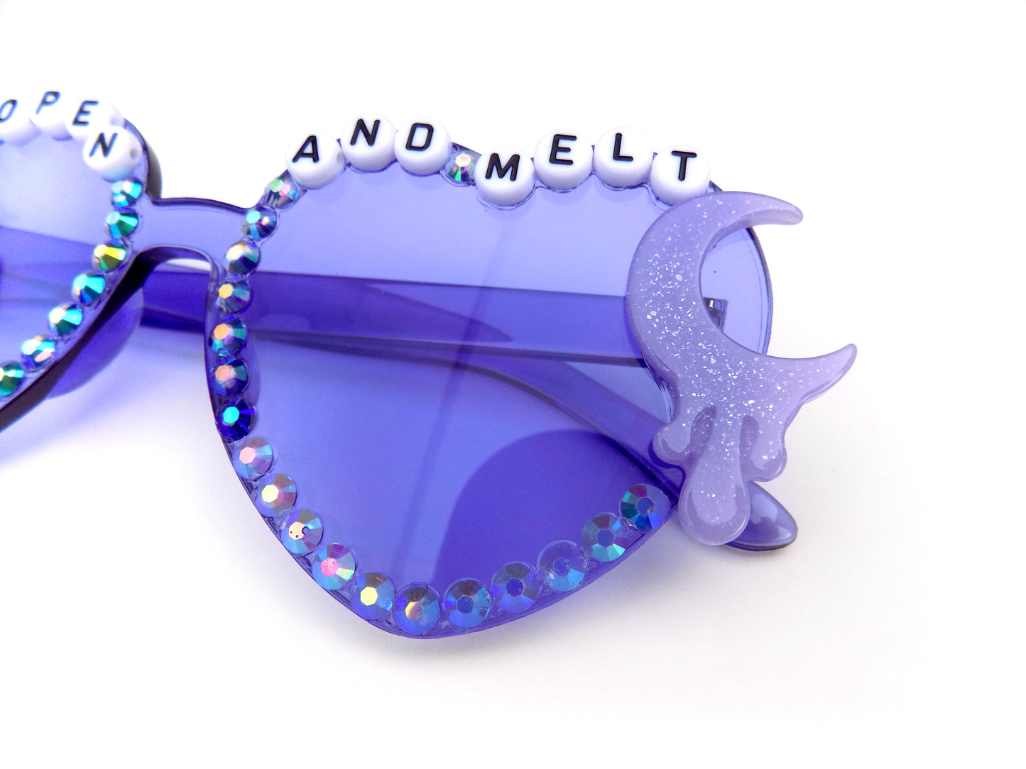 More colors! Phish SPLIT OPEN AND MELT heart-shaped sunnies