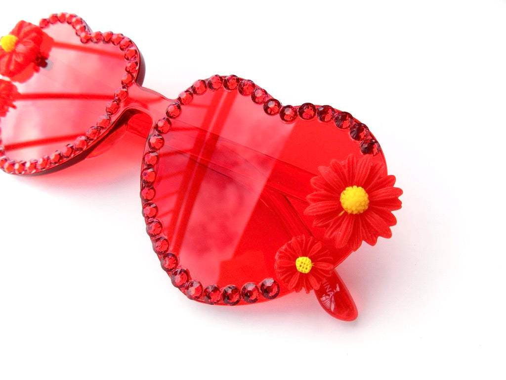 Billy Strings RED DAISY heart-shaped sunnies