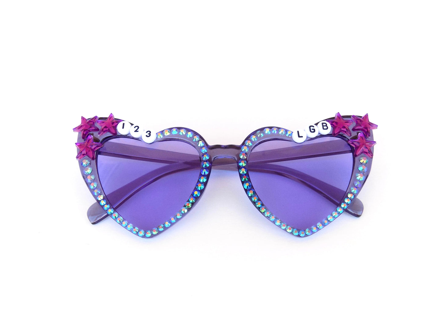 Taylor Swift - "123 LGB" heart-shaped cat eye sunnies