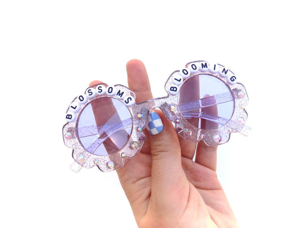 Children's BLOSSOMS BLOOMING round flower-shaped sunnies