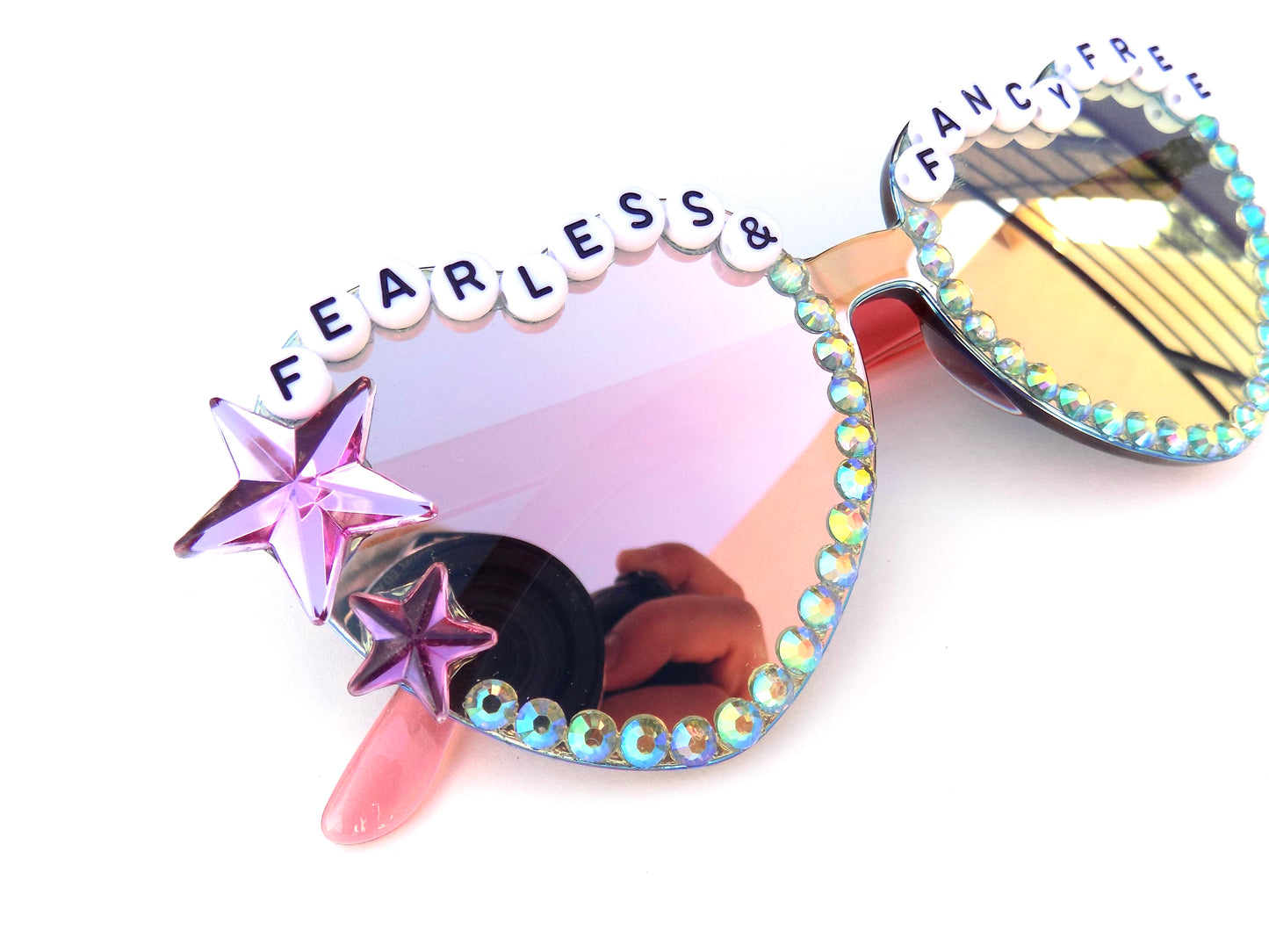 More colors! Billy Strings FEARLESS & FANCY FREE heart-shaped sunnies