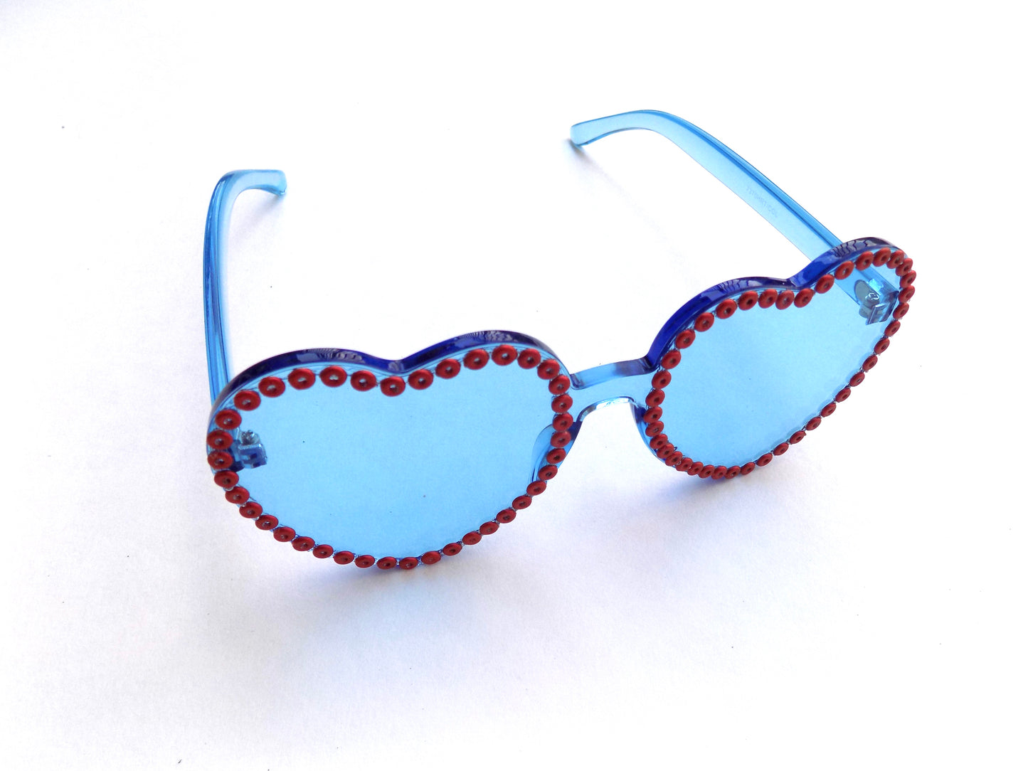 PHISH LOVE heart-shaped glasses with Fishman donuts